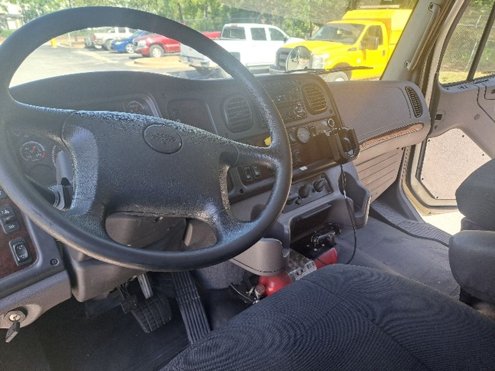 Refrigerated Truck-Light and Medium Duty Trucks-Freightliner-2019-M2-Atlanta-GA-117,456\n\t\tmiles-$ 57,750 - Image 16