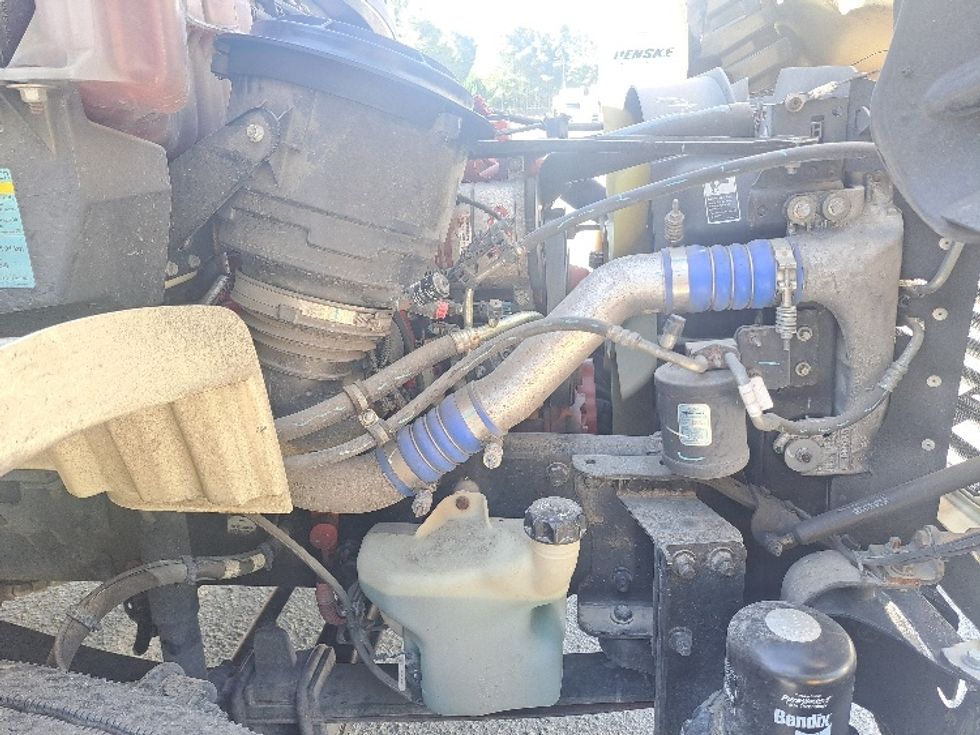 Refrigerated Truck-Light and Medium Duty Trucks-Freightliner-2019-M2-Atlanta-GA-117,456\n\t\tmiles-$ 57,750 - Image 22