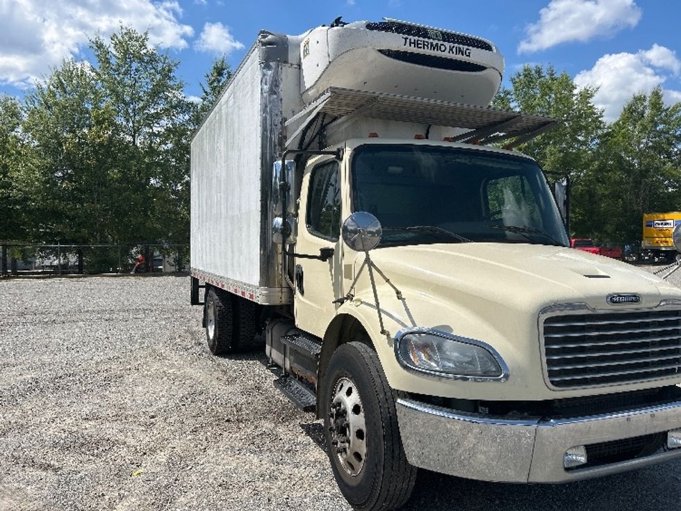 Refrigerated Truck-Light and Medium Duty Trucks-Freightliner-2019-M2-Atlanta-GA-127,263\n\t\tmiles-$ 56,000 - Image 1