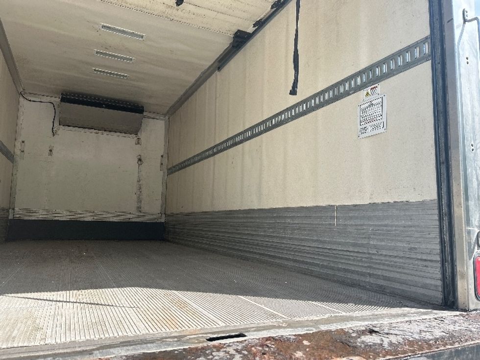 Refrigerated Truck-Light and Medium Duty Trucks-Freightliner-2019-M2-Atlanta-GA-127,263\n\t\tmiles-$ 56,000 - Image 11