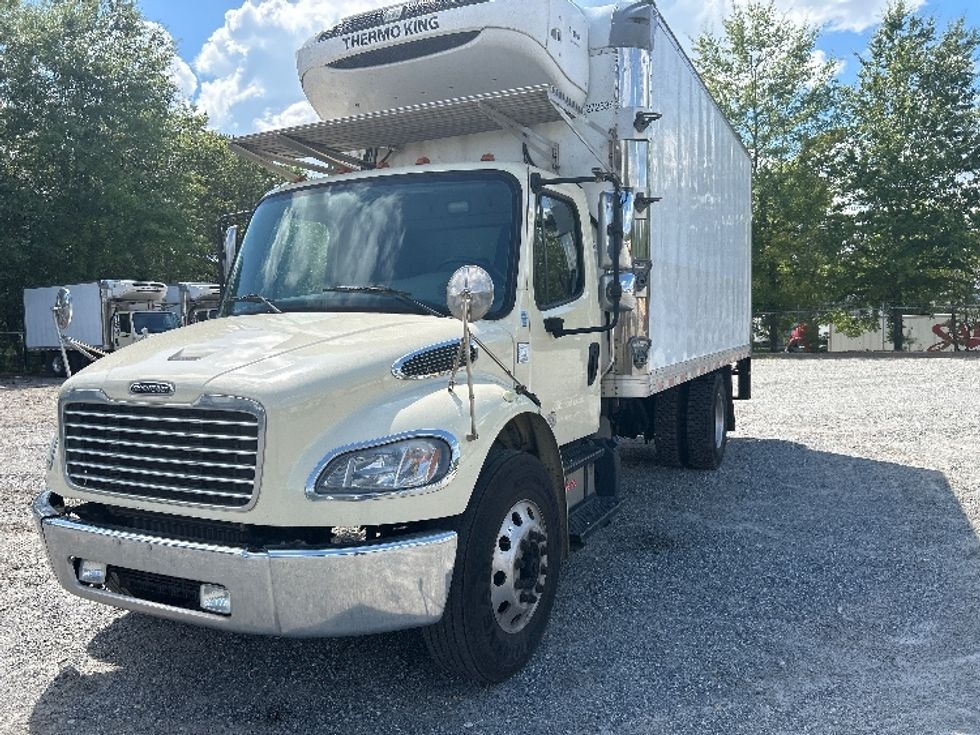 Refrigerated Truck-Light and Medium Duty Trucks-Freightliner-2019-M2-Atlanta-GA-127,263\n\t\tmiles-$ 56,000 - Image 3
