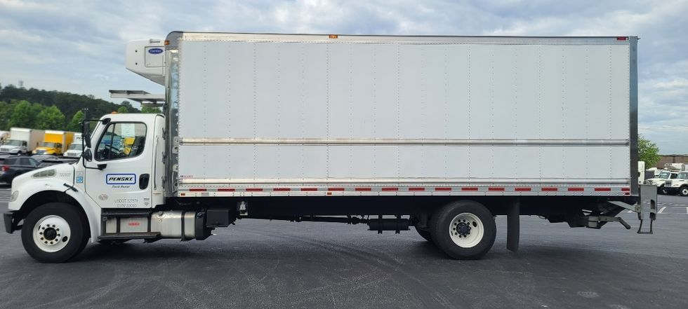 Refrigerated Truck-Light and Medium Duty Trucks-Freightliner-2019-M2-Atlanta-GA-143,843\n\t\tmiles-$ 60,250 - Image 4