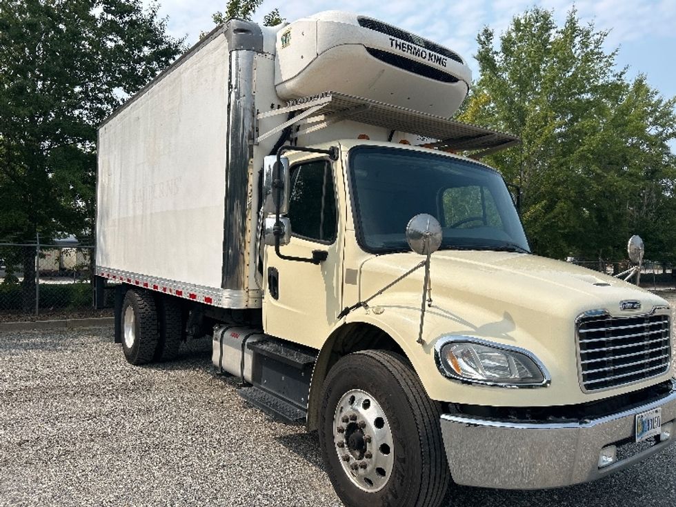 Refrigerated Truck-Light and Medium Duty Trucks-Freightliner-2019-M2-Atlanta-GA-183,677\n\t\tmiles-$ 47,500 - Image 1