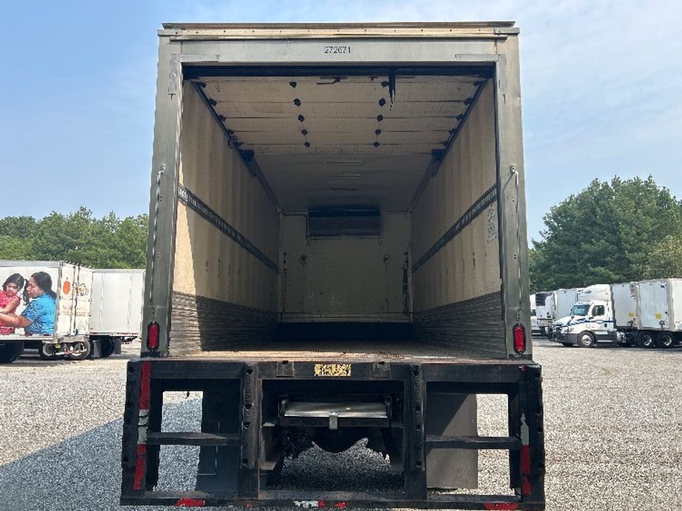 Refrigerated Truck-Light and Medium Duty Trucks-Freightliner-2019-M2-Atlanta-GA-183,677\n\t\tmiles-$ 47,500 - Image 8