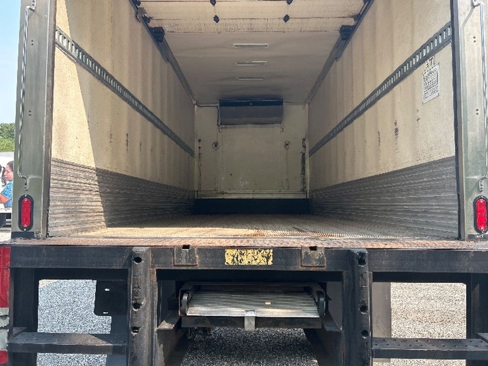 Refrigerated Truck-Light and Medium Duty Trucks-Freightliner-2019-M2-Atlanta-GA-183,677\n\t\tmiles-$ 47,500 - Image 9