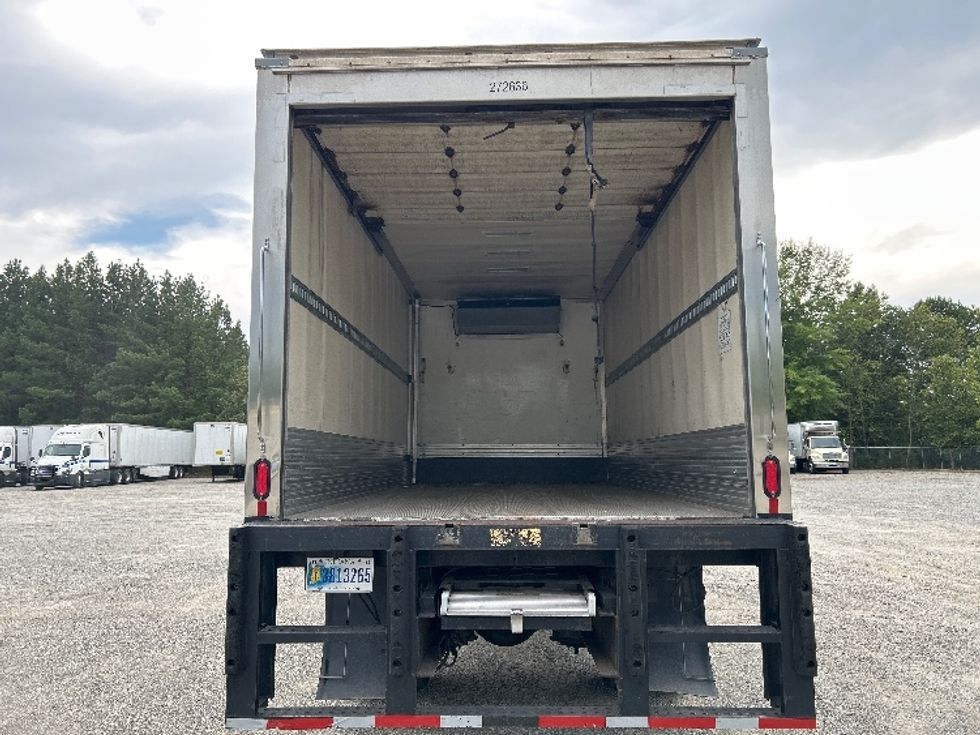 Refrigerated Truck-Light and Medium Duty Trucks-Freightliner-2019-M2-Atlanta-GA-202,233\n\t\tmiles-$ 40,000 - Image 8