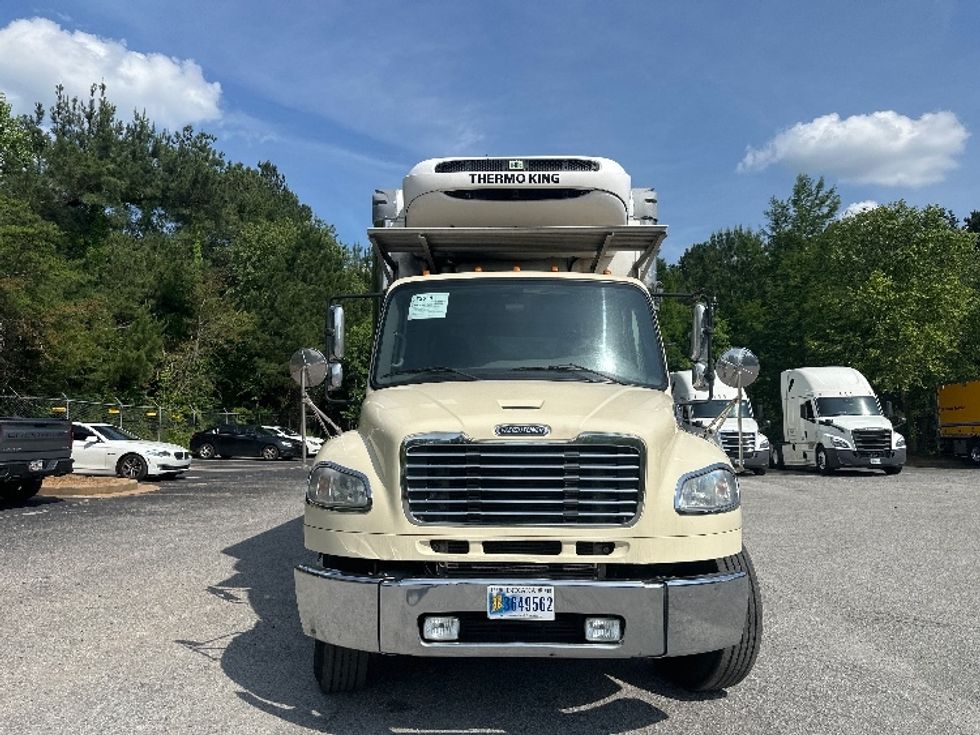 2019 Freightliner M2 106 Medium Duty photo 2