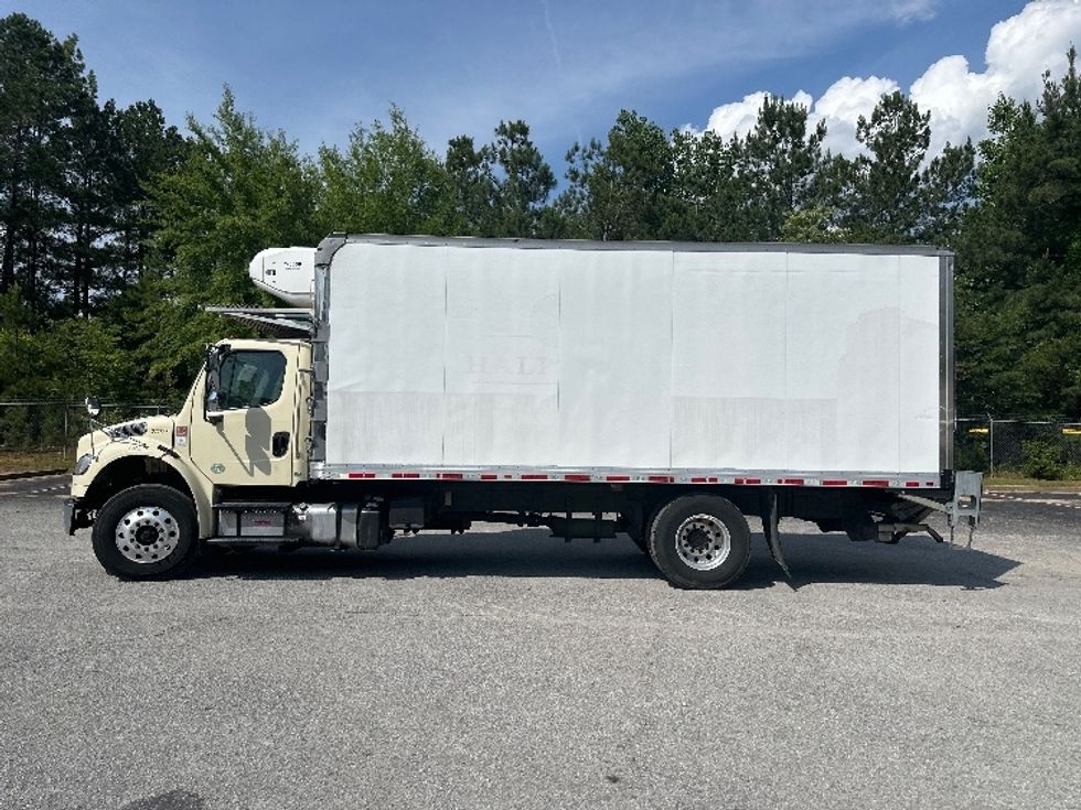 2019 Freightliner M2 106 Medium Duty photo 4