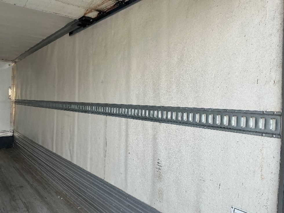 Refrigerated Truck-Light and Medium Duty Trucks-Freightliner-2019-M2-Atlanta-GA-248,659\n\t\tmiles-$ 35,250 - Image 12