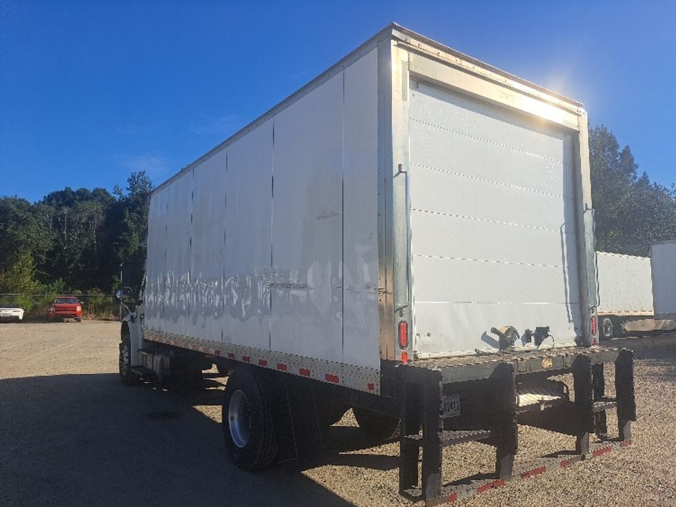 Refrigerated Truck-Light and Medium Duty Trucks-Freightliner-2019-M2-Atlanta-GA-258,270\n\t\tmiles-$ 34,500 - Image 6