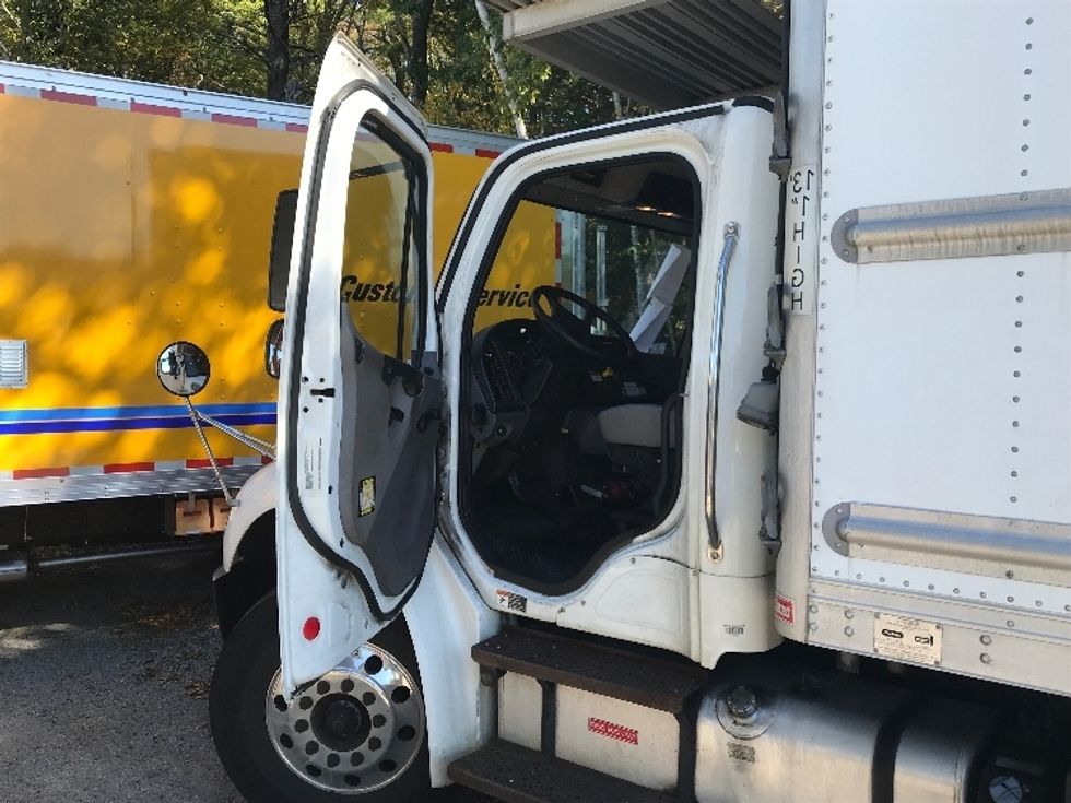 Refrigerated Truck-Light and Medium Duty Trucks-Freightliner-2019-M2-Auburn-MA-245,211\n\t\tmiles-$ 45,750 - Image 16