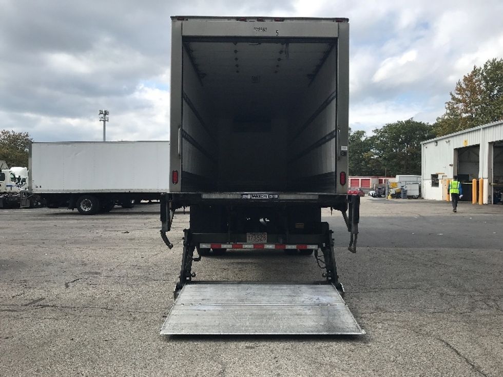 Refrigerated Truck-Light and Medium Duty Trucks-Freightliner-2019-M2-Auburn-MA-245,211\n\t\tmiles-$ 45,750 - Image 9