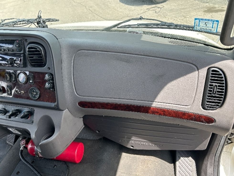 Refrigerated Truck-Light and Medium Duty Trucks-Freightliner-2019-M2-Auburn-MA-261,163\n\t\tmiles-$ 48,500 - Image 21