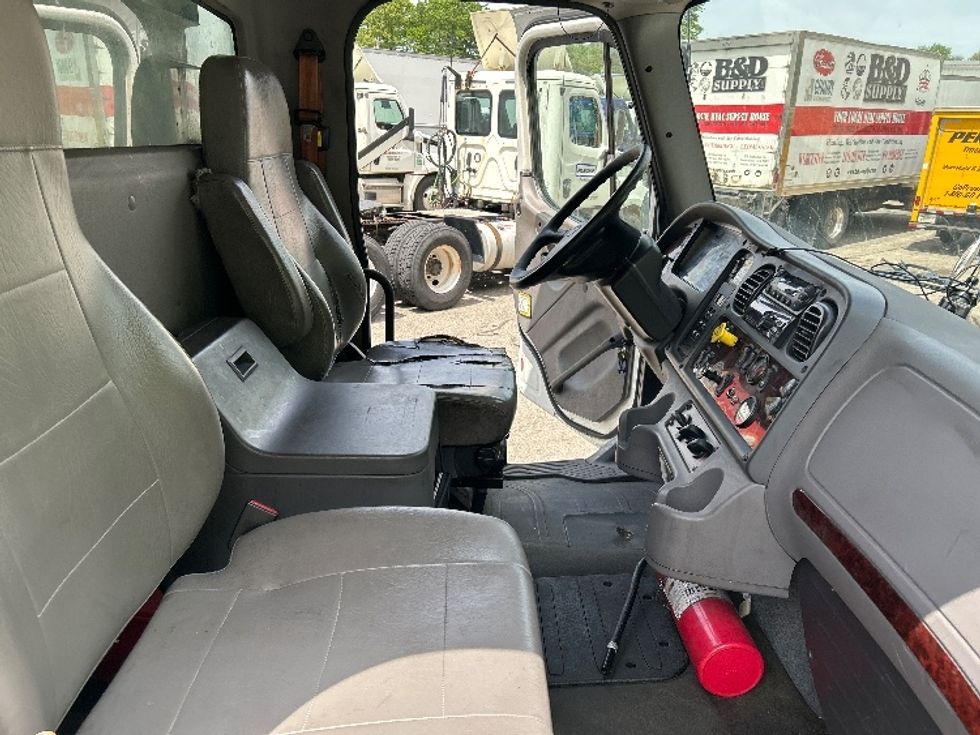 Refrigerated Truck-Light and Medium Duty Trucks-Freightliner-2019-M2-Auburn-MA-261,163\n\t\tmiles-$ 48,500 - Image 22