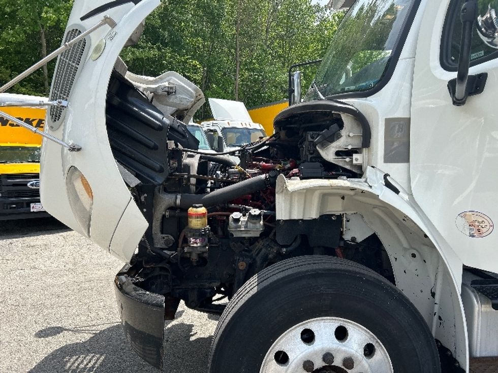 Refrigerated Truck-Light and Medium Duty Trucks-Freightliner-2019-M2-Auburn-MA-261,163\n\t\tmiles-$ 48,500 - Image 24
