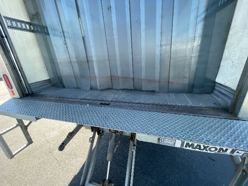 Refrigerated Truck-Light and Medium Duty Trucks-Freightliner-2019-M2-Bakersfield-CA-194,064\n\t\tmiles-$ 56,500 - Image 10