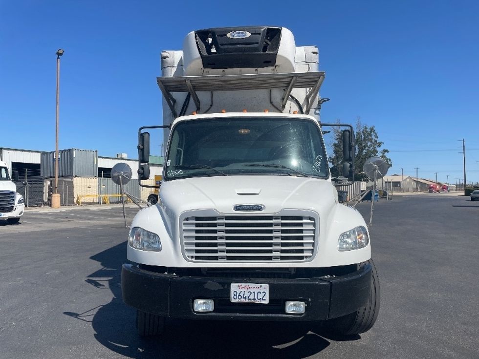 Refrigerated Truck-Light and Medium Duty Trucks-Freightliner-2019-M2-Bakersfield-CA-194,064\n\t\tmiles-$ 56,500 - Image 2