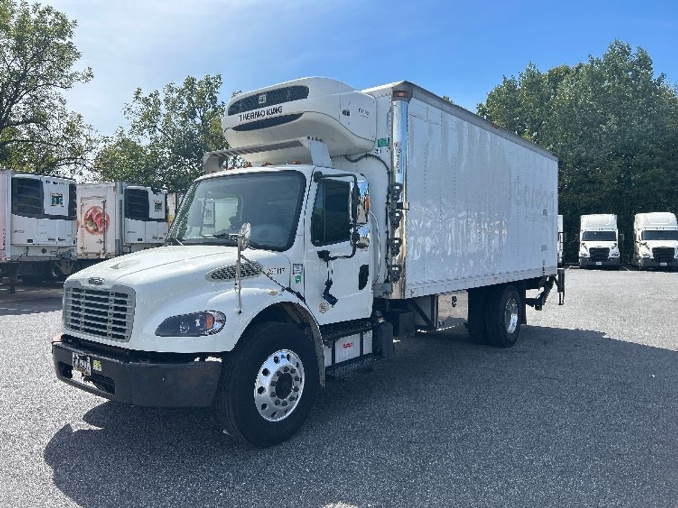 Refrigerated Truck-Light and Medium Duty Trucks-Freightliner-2019-M2-Belcamp-MD-237,902\n\t\tmiles-$ 41,500 - Image 3