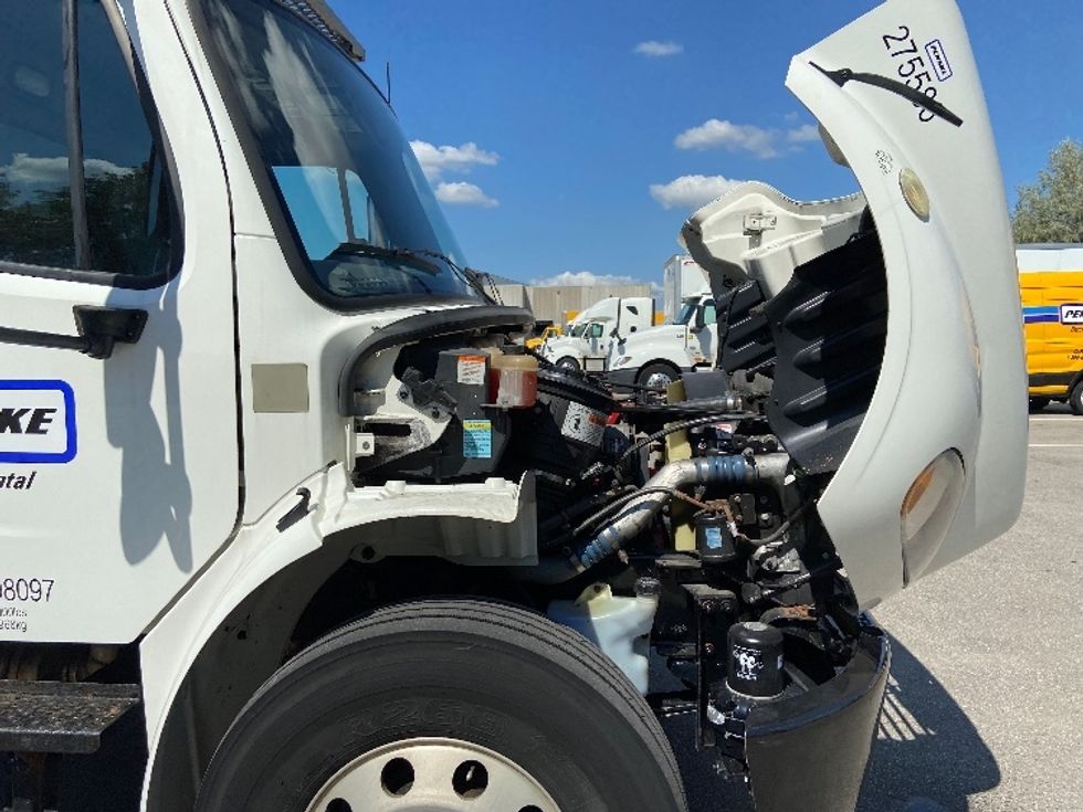 Refrigerated Truck-Light and Medium Duty Trucks-Freightliner-2019-M2-Belleville-ON-273,476\n\t\tkm-$ 67,000 - Image 23