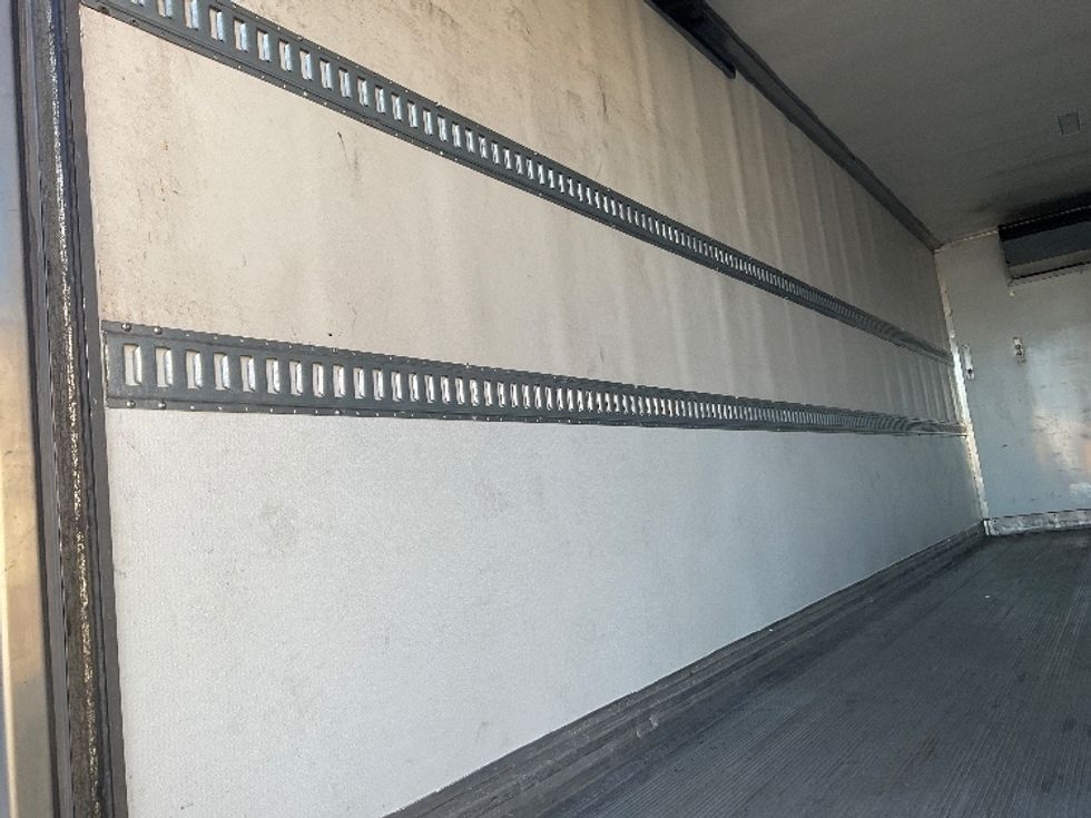 Refrigerated Truck-Light and Medium Duty Trucks-Freightliner-2019-M2-Bethlehem-PA-312,319\n\t\tmiles-$ 39,750 - Image 11