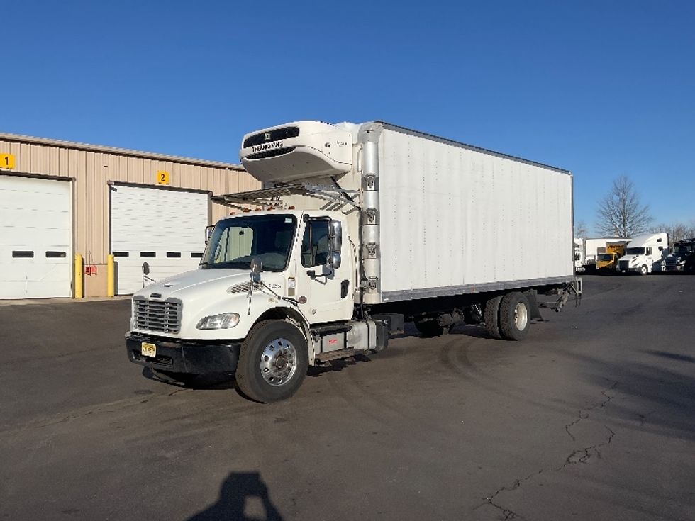 Refrigerated Truck-Light and Medium Duty Trucks-Freightliner-2019-M2-Bethlehem-PA-312,319\n\t\tmiles-$ 39,750 - Image 3