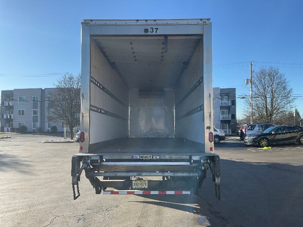 Refrigerated Truck-Light and Medium Duty Trucks-Freightliner-2019-M2-Bethlehem-PA-312,319\n\t\tmiles-$ 39,750 - Image 8