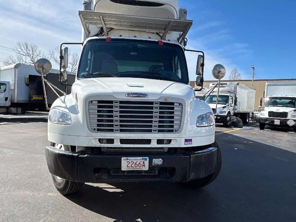 Refrigerated Truck-Light and Medium Duty Trucks-Freightliner-2019-M2-Braintree-MA-110,592\n\t\tmiles-$ 69,500 - Image 2