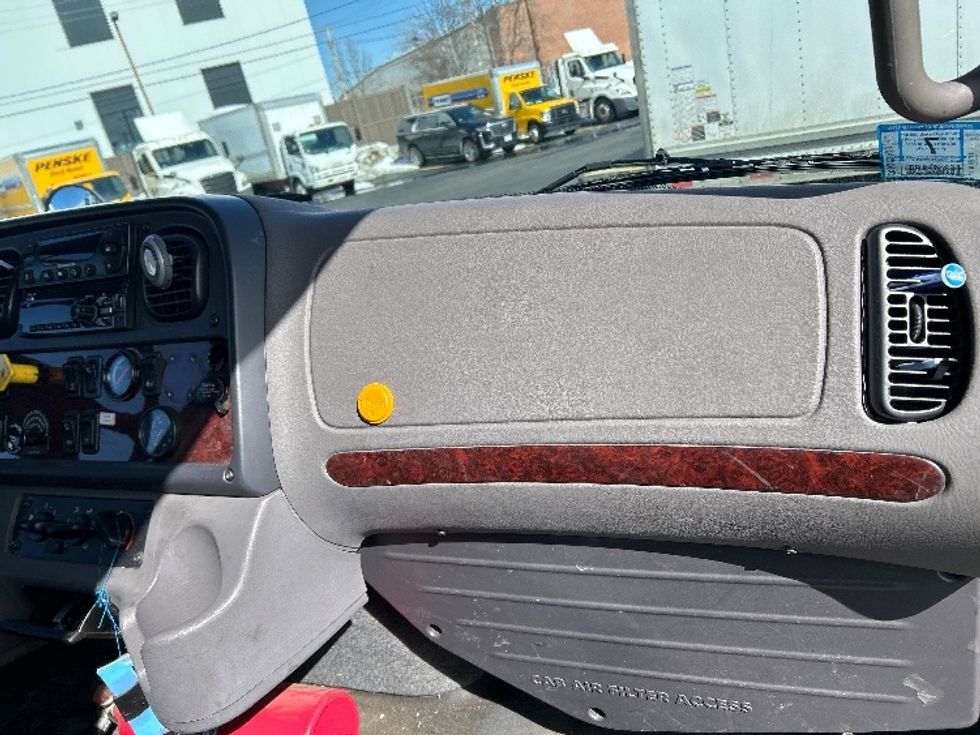 Refrigerated Truck-Light and Medium Duty Trucks-Freightliner-2019-M2-Braintree-MA-110,592\n\t\tmiles-$ 69,500 - Image 21