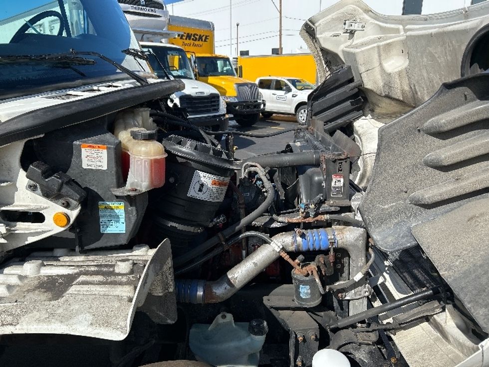 Refrigerated Truck-Light and Medium Duty Trucks-Freightliner-2019-M2-Braintree-MA-110,592\n\t\tmiles-$ 69,500 - Image 23