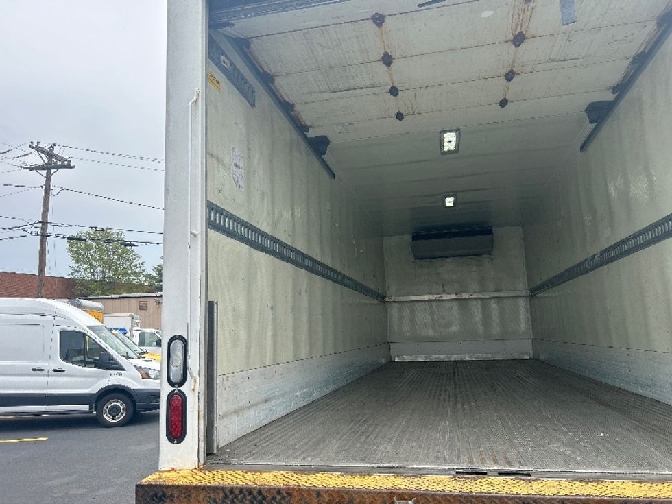 Refrigerated Truck-Light and Medium Duty Trucks-Freightliner-2019-M2-Braintree-MA-170,405\n\t\tmiles-$ 36,750 - Image 11