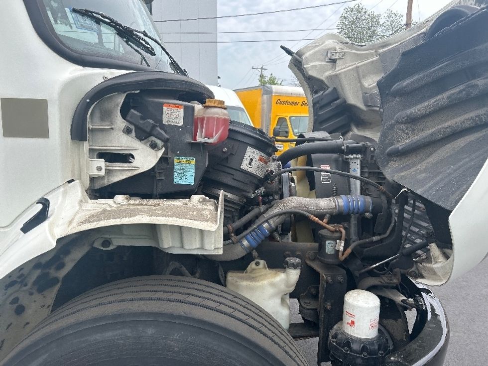 Refrigerated Truck-Light and Medium Duty Trucks-Freightliner-2019-M2-Braintree-MA-170,405\n\t\tmiles-$ 36,750 - Image 23
