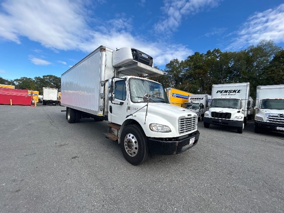Refrigerated Truck-Light and Medium Duty Trucks-Freightliner-2019-M2-Braintree-MA-186,906\n\t\tmiles-$ 47,750 - Image 1