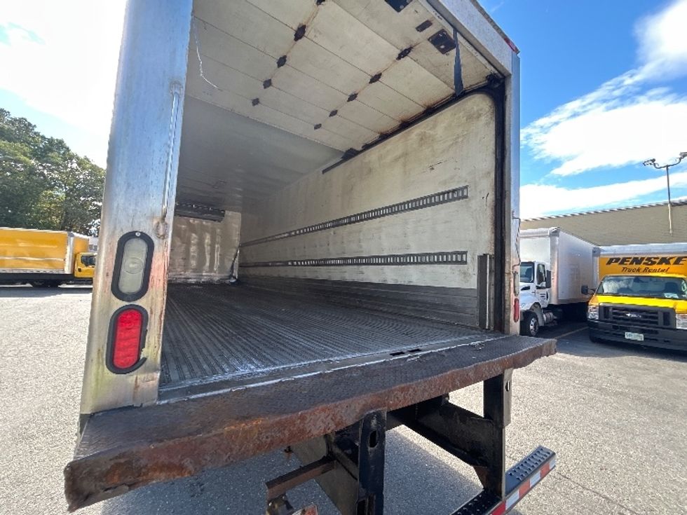 Refrigerated Truck-Light and Medium Duty Trucks-Freightliner-2019-M2-Braintree-MA-186,906\n\t\tmiles-$ 47,750 - Image 12