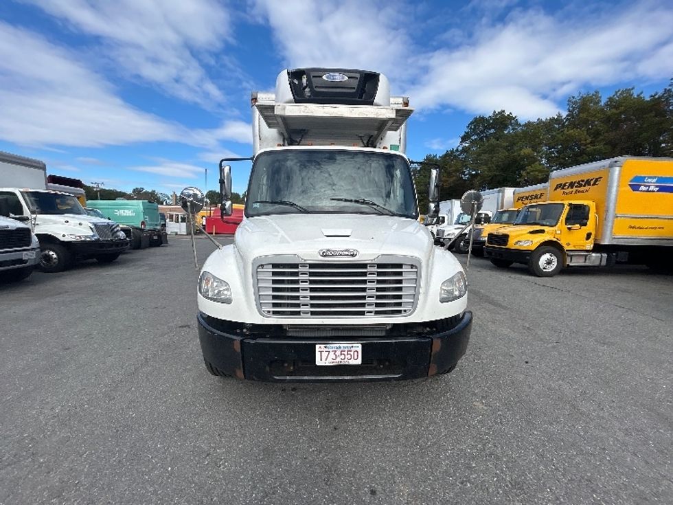 Refrigerated Truck-Light and Medium Duty Trucks-Freightliner-2019-M2-Braintree-MA-186,906\n\t\tmiles-$ 47,750 - Image 2