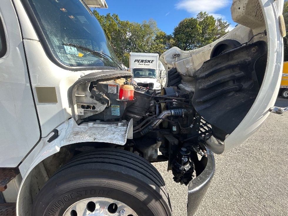 Refrigerated Truck-Light and Medium Duty Trucks-Freightliner-2019-M2-Braintree-MA-186,906\n\t\tmiles-$ 47,750 - Image 23