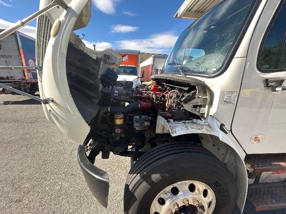 Refrigerated Truck-Light and Medium Duty Trucks-Freightliner-2019-M2-Braintree-MA-186,906\n\t\tmiles-$ 47,750 - Image 24