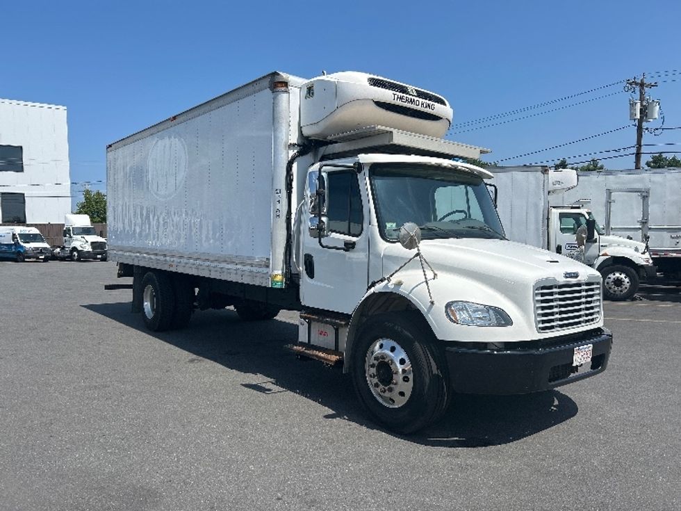 Refrigerated Truck-Light and Medium Duty Trucks-Freightliner-2019-M2-Braintree-MA-187,699\n\t\tmiles-$ 39,000 - Image 1