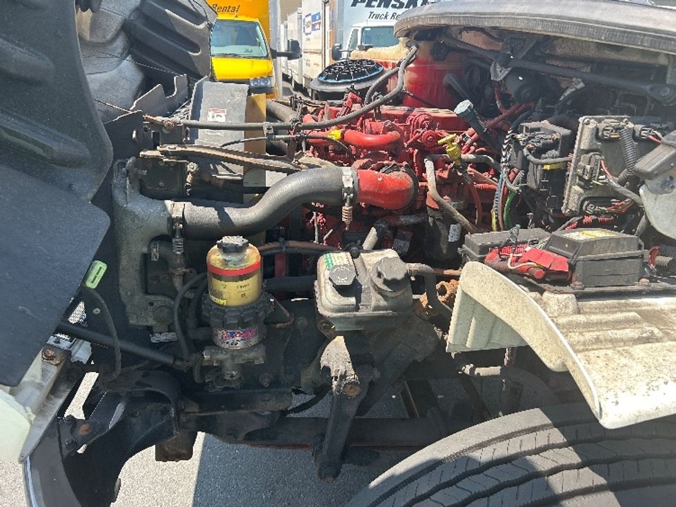 Refrigerated Truck-Light and Medium Duty Trucks-Freightliner-2019-M2-Braintree-MA-187,699\n\t\tmiles-$ 39,000 - Image 24