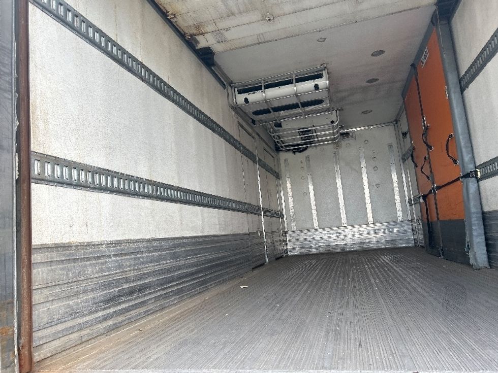 Refrigerated Truck-Light and Medium Duty Trucks-Freightliner-2019-M2-Braintree-MA-230,624\n\t\tmiles-$ 39,500 - Image 11