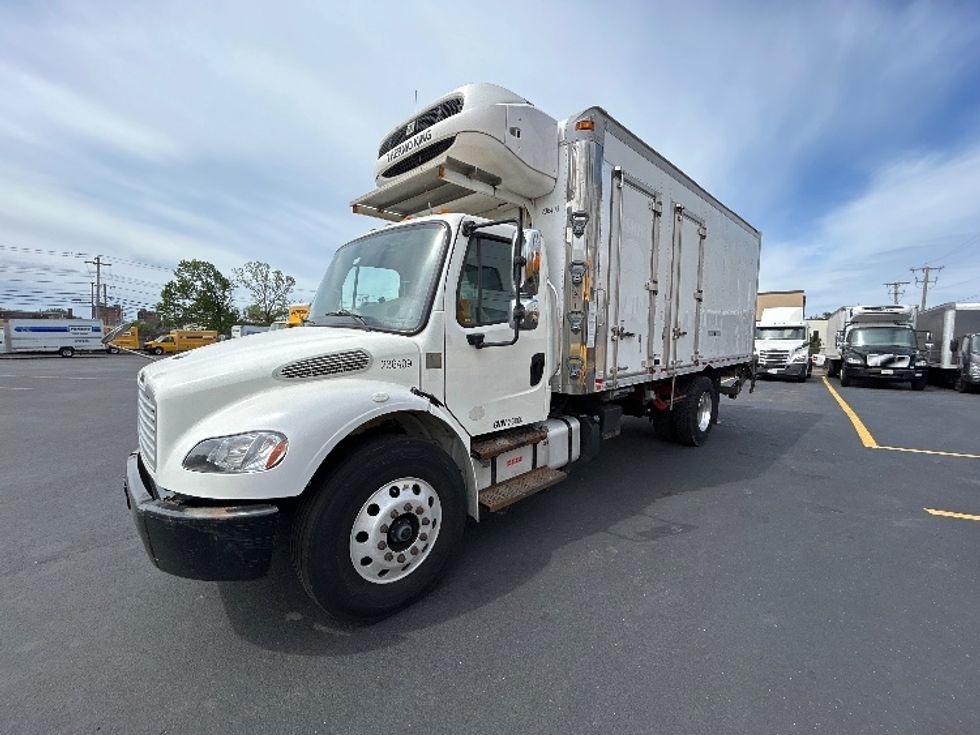 Refrigerated Truck-Light and Medium Duty Trucks-Freightliner-2019-M2-Braintree-MA-230,624\n\t\tmiles-$ 39,500 - Image 3