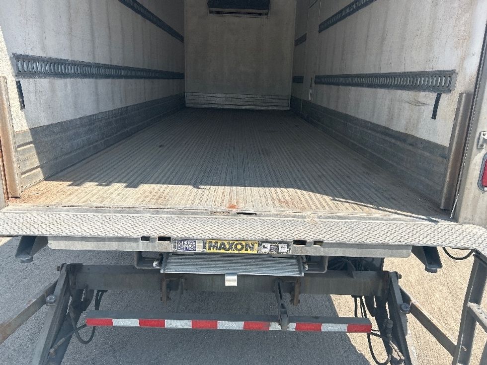 Refrigerated Truck-Light and Medium Duty Trucks-Freightliner-2019-M2-Braintree-MA-243,657\n\t\tmiles-$ 31,500 - Image 10