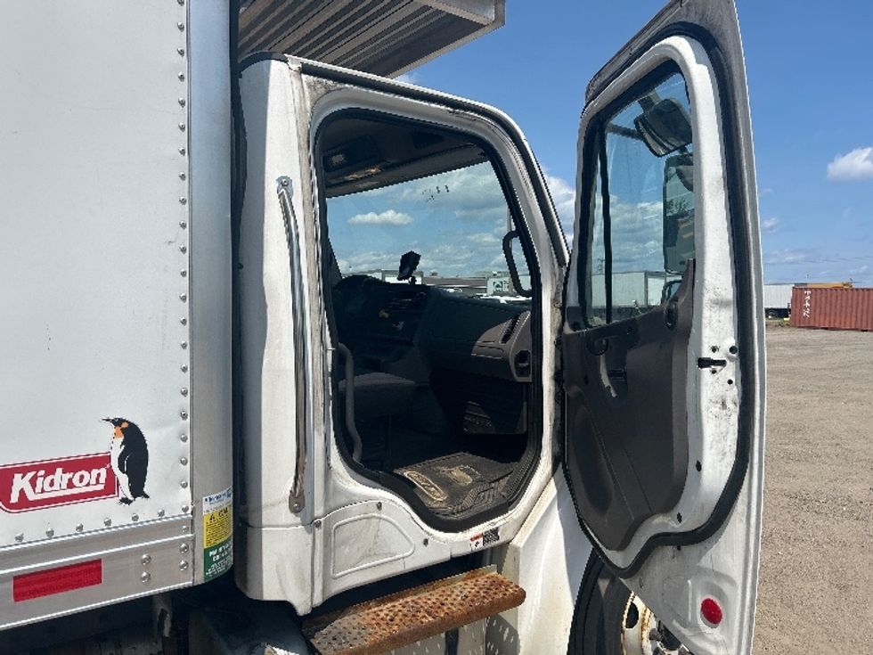 Refrigerated Truck-Light and Medium Duty Trucks-Freightliner-2019-M2-Braintree-MA-243,657\n\t\tmiles-$ 31,500 - Image 20