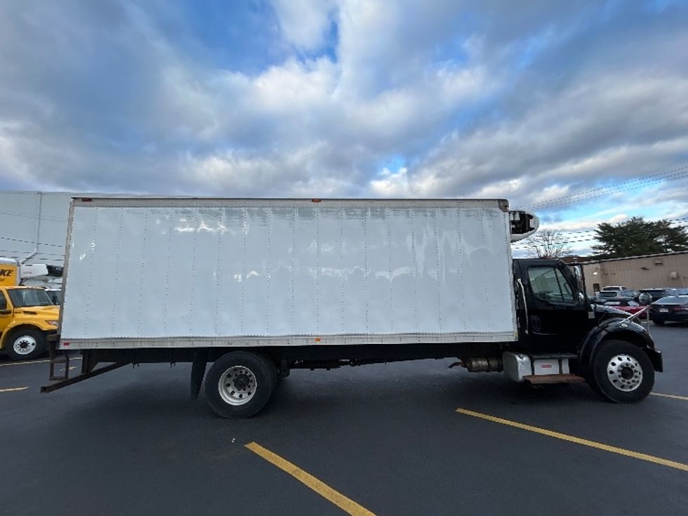 Refrigerated Truck-Light and Medium Duty Trucks-Freightliner-2019-M2-Braintree-MA-280,723\n\t\tmiles-$ 25,250 - Image 10