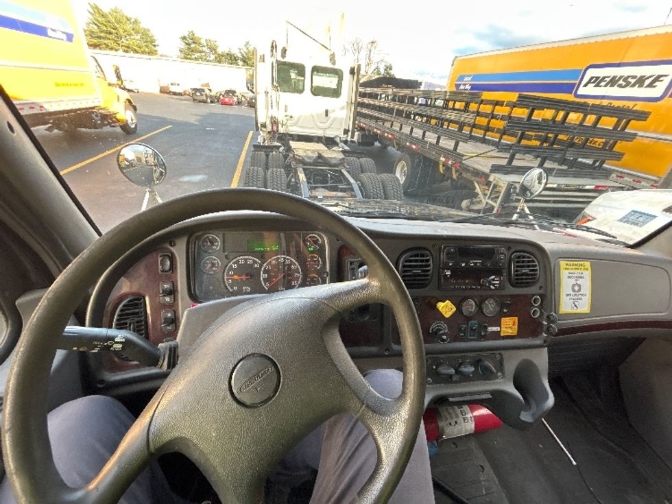 Refrigerated Truck-Light and Medium Duty Trucks-Freightliner-2019-M2-Braintree-MA-280,723\n\t\tmiles-$ 25,250 - Image 13