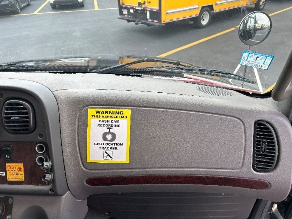 Refrigerated Truck-Light and Medium Duty Trucks-Freightliner-2019-M2-Braintree-MA-280,723\n\t\tmiles-$ 25,250 - Image 16