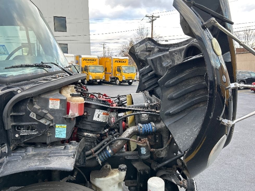 Refrigerated Truck-Light and Medium Duty Trucks-Freightliner-2019-M2-Braintree-MA-280,723\n\t\tmiles-$ 25,250 - Image 18