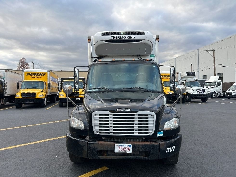 Refrigerated Truck-Light and Medium Duty Trucks-Freightliner-2019-M2-Braintree-MA-280,723\n\t\tmiles-$ 25,250 - Image 2