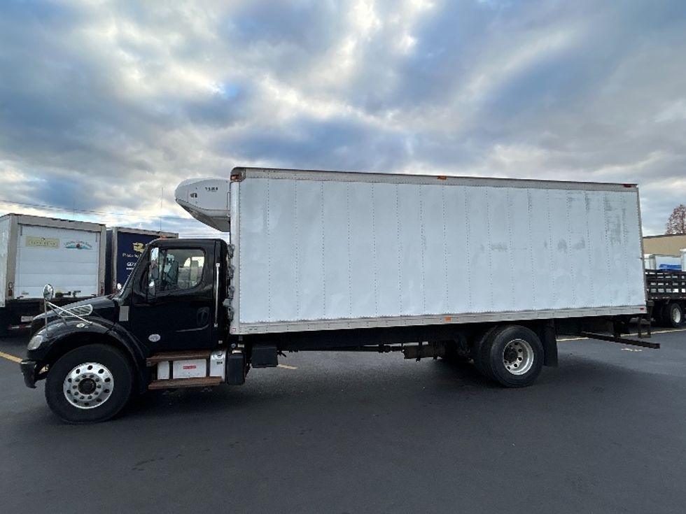 Refrigerated Truck-Light and Medium Duty Trucks-Freightliner-2019-M2-Braintree-MA-280,723\n\t\tmiles-$ 25,250 - Image 4