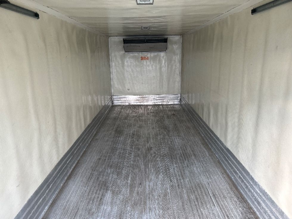 Refrigerated Truck-Light and Medium Duty Trucks-Freightliner-2019-M2-Braintree-MA-284,000\n\t\tmiles-$ 25,000 - Image 12