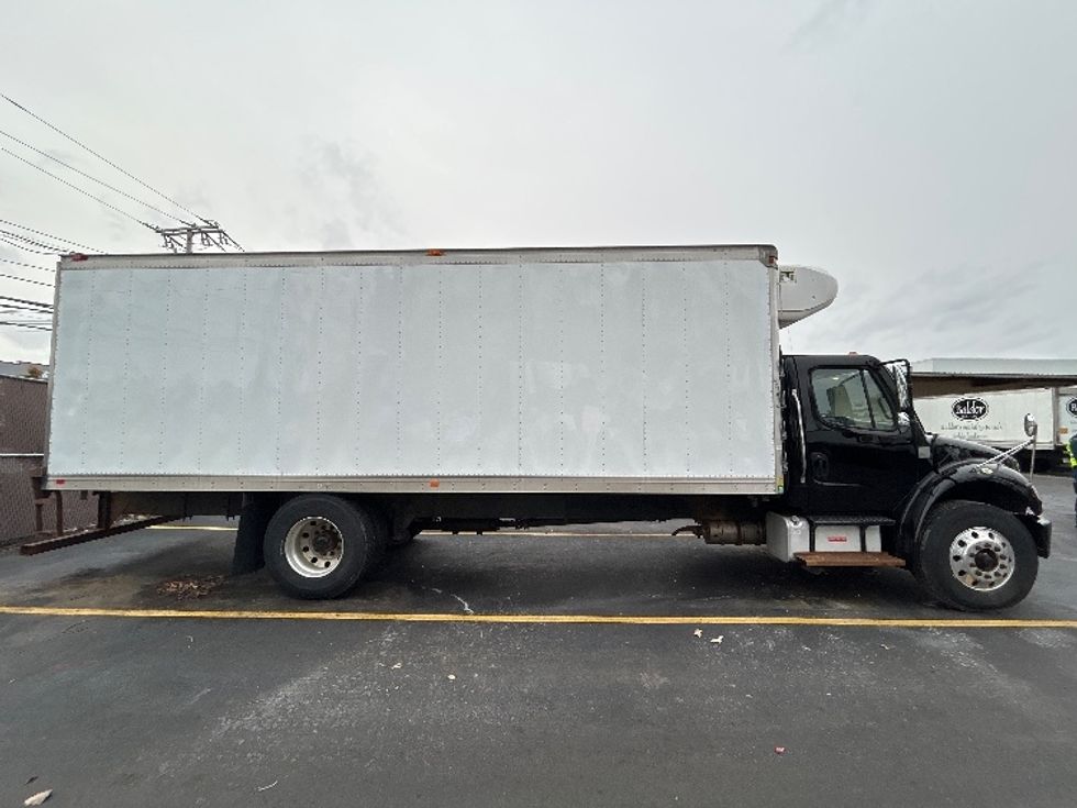 Refrigerated Truck-Light and Medium Duty Trucks-Freightliner-2019-M2-Braintree-MA-284,000\n\t\tmiles-$ 25,000 - Image 15